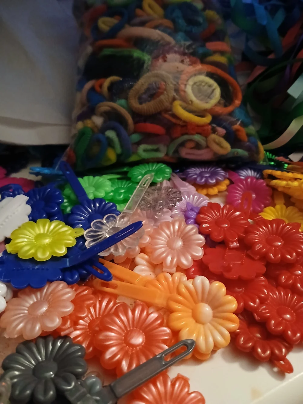 Assorted Color Hair Acessories